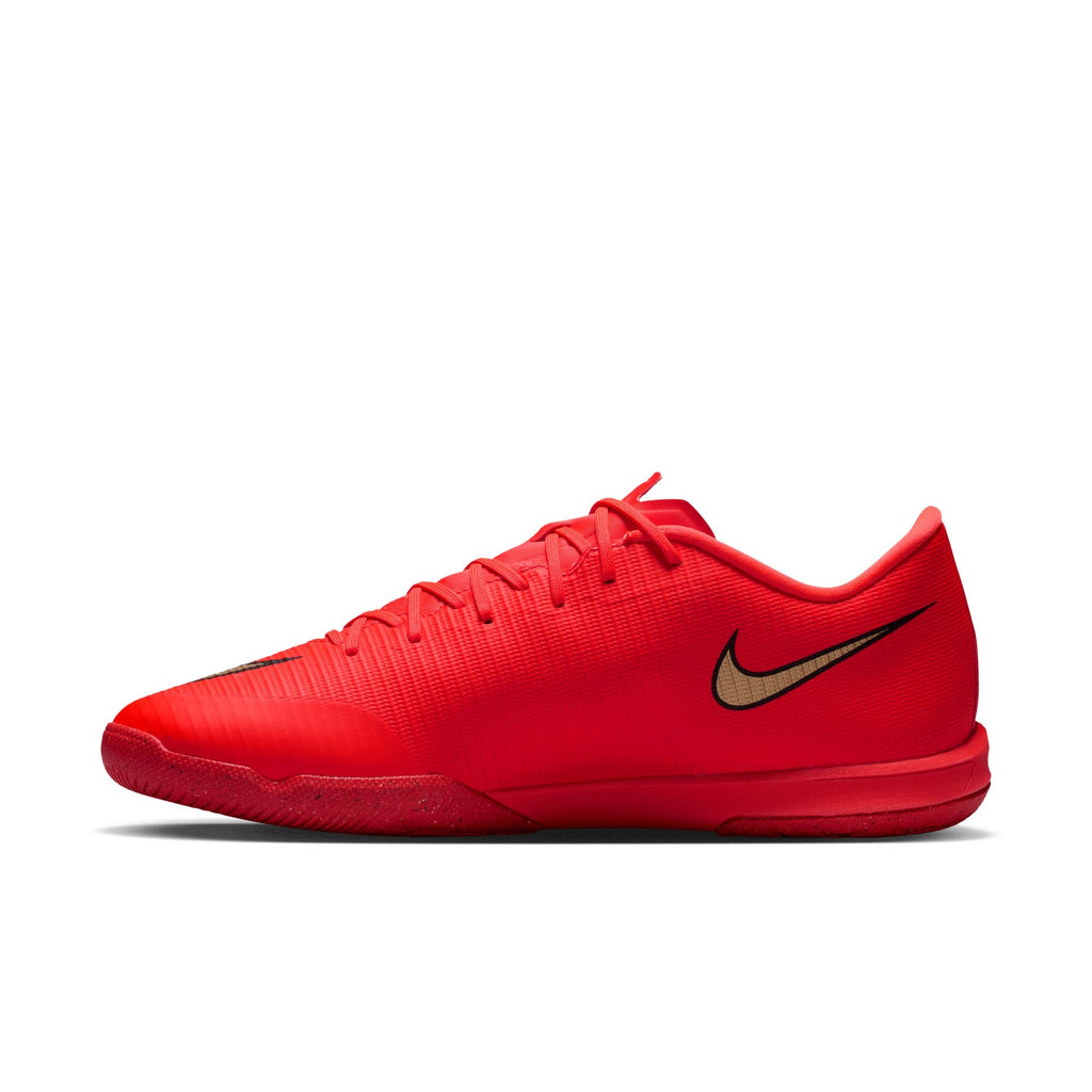 Nike Mercurial Vapor 17 Academy Indoor/Court Low-Top Soccer Shoes