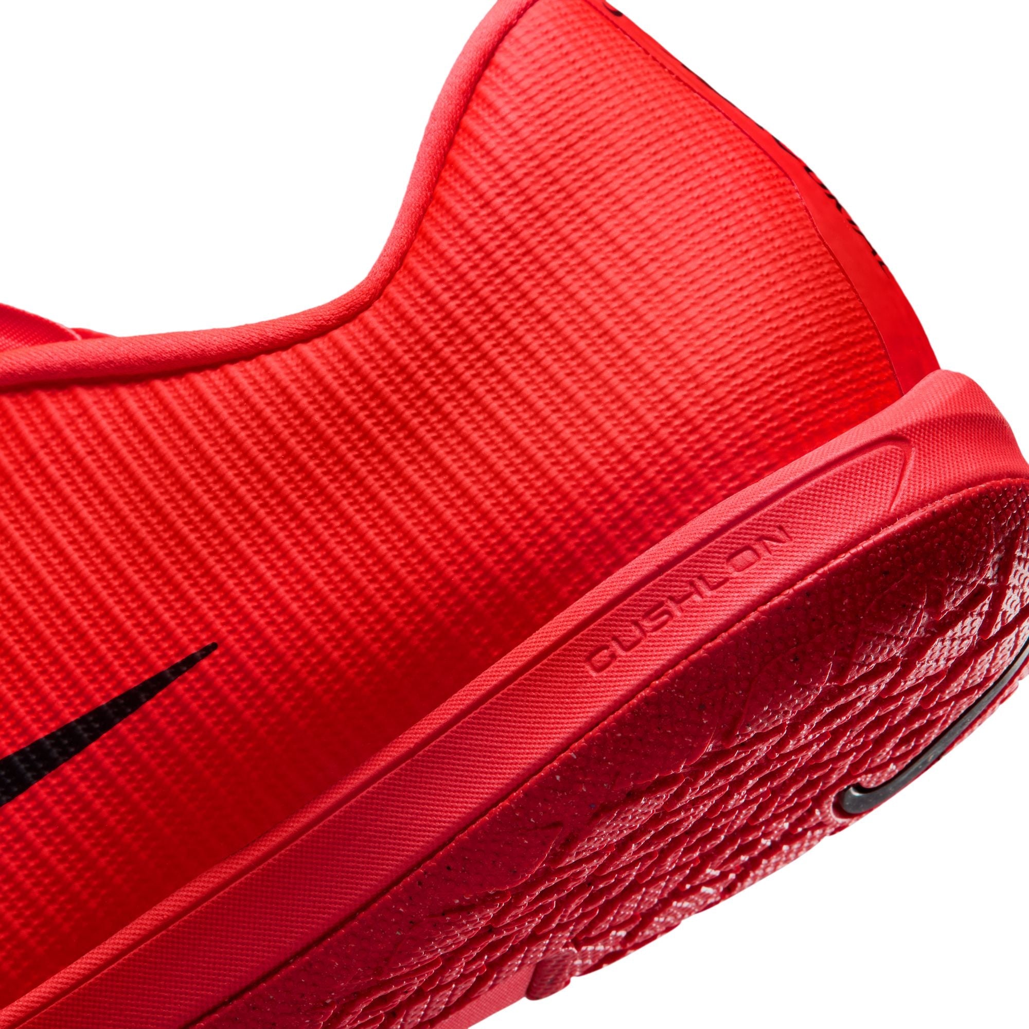 Nike Mercurial Vapor 17 Academy Indoor/Court Low-Top Soccer Shoes