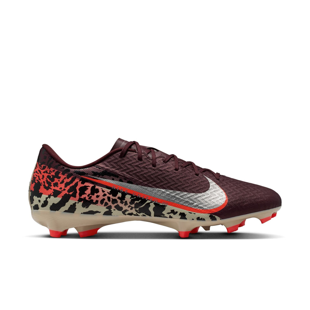 Nike United Mercurial Vapor 16 Academy Multi-Ground Low-Top Soccer Cleats