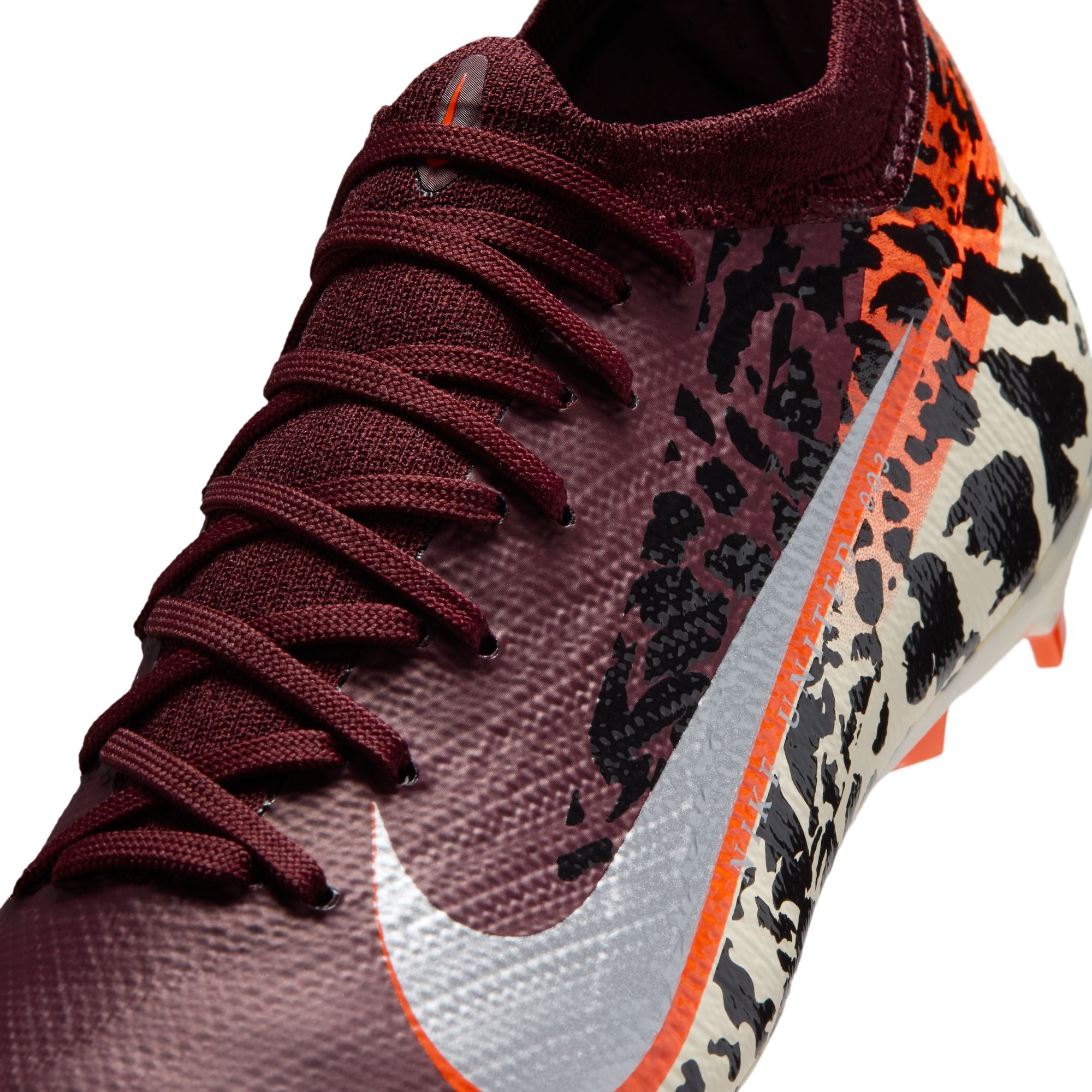 Nike United Jr. Mercurial Vapor 16 Pro Big Kids' Firm-Ground Low-Top Soccer Cleats