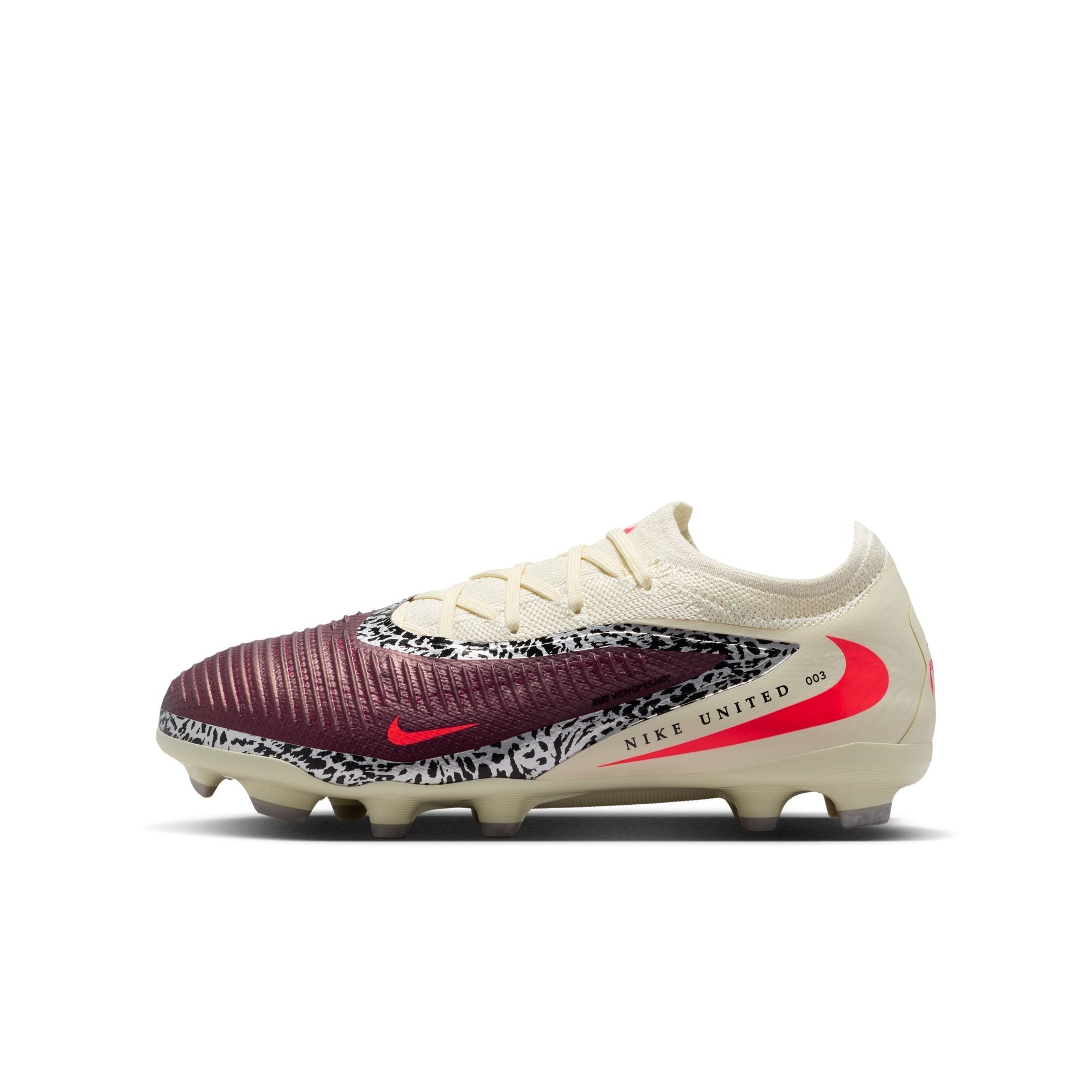 Nike Jr. Phantom 6 Low Pro Big Kids' Multi-Ground Soccer Cleats