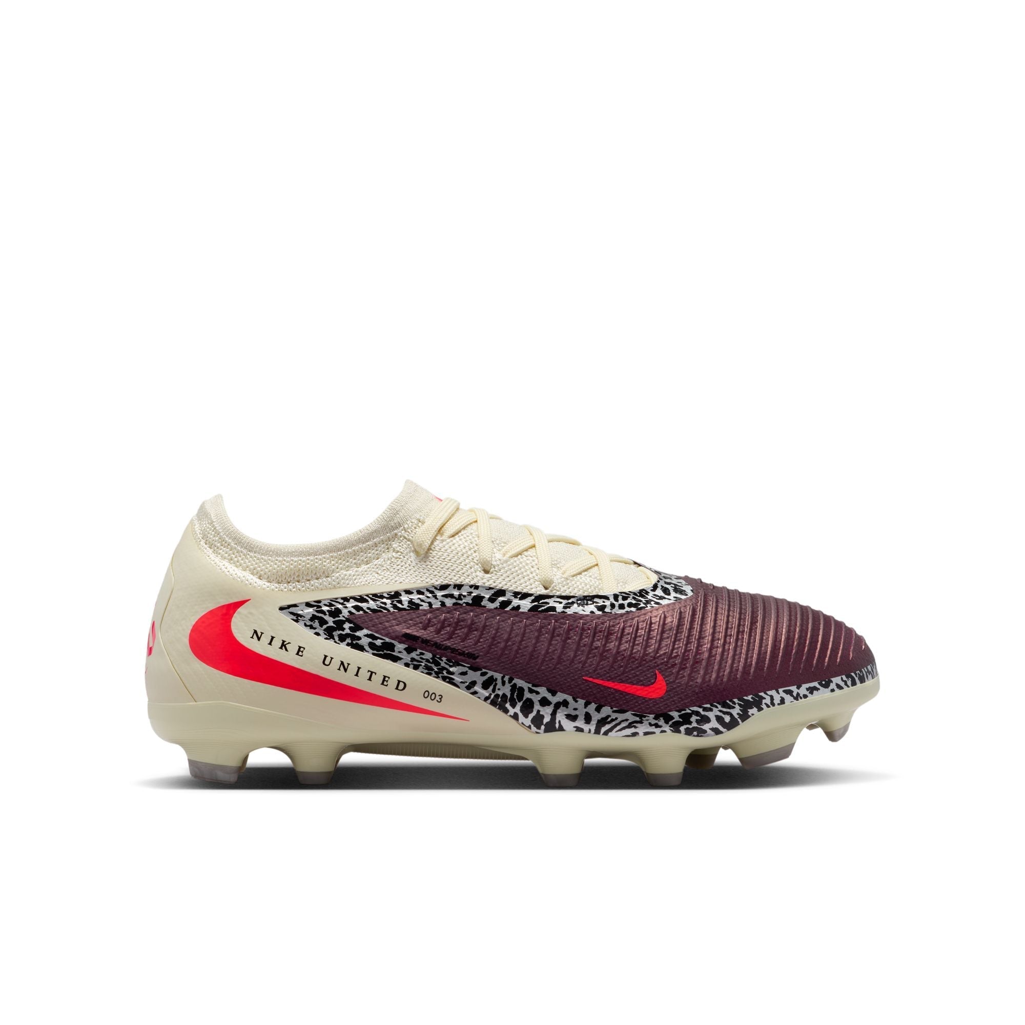 Nike Jr. Phantom 6 Low Pro Big Kids' Multi-Ground Soccer Cleats