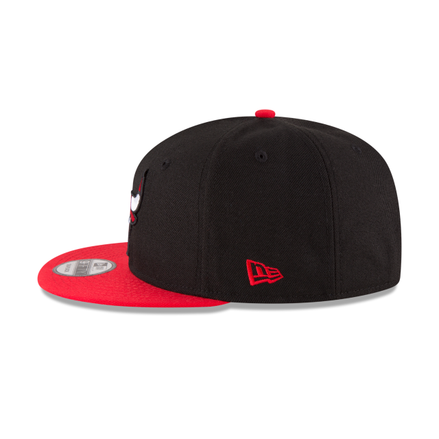 Chicago Bulls NBA New Era Men's Black/Red 9Fifty Two Tone Snapback