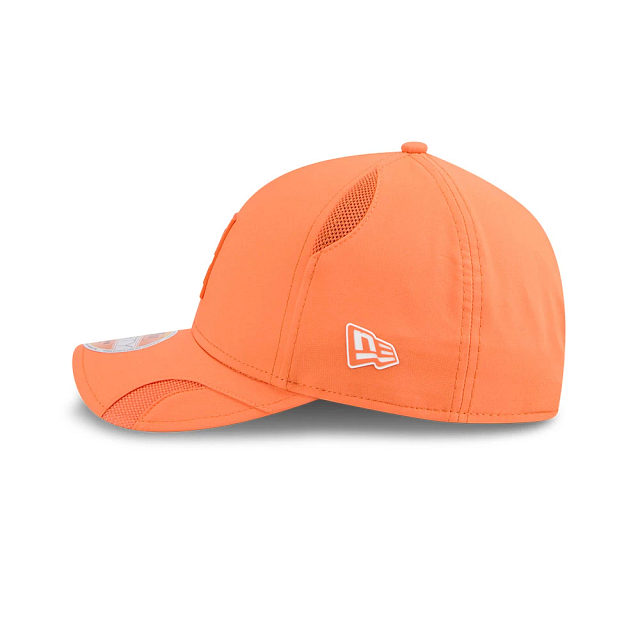 Denver Broncos NFL New Era Men's Orange 9Forty 2025 Sideline M-Crown Snapback