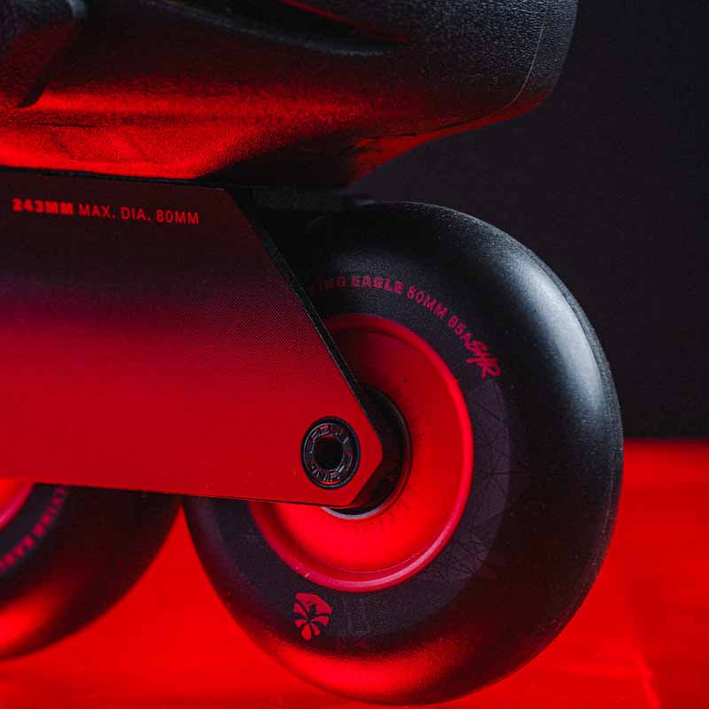 Flying Eagle F4 Raven Black Fire Skates