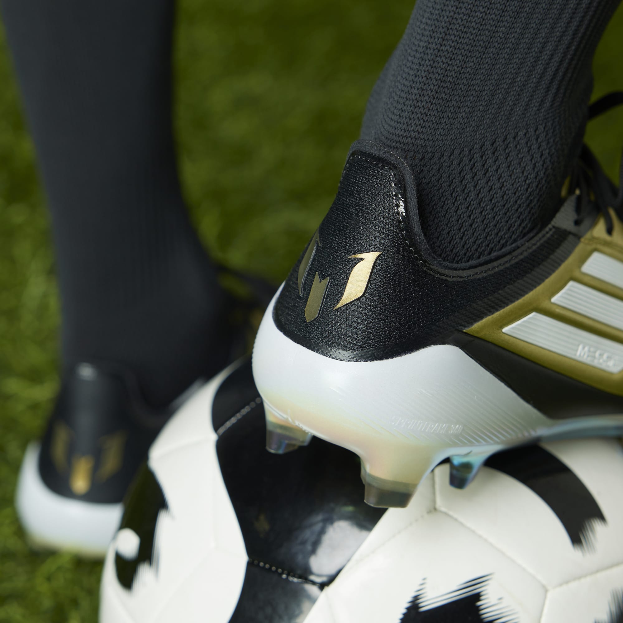 adidas F50 Elite Messi Firmground Soccer Cleats