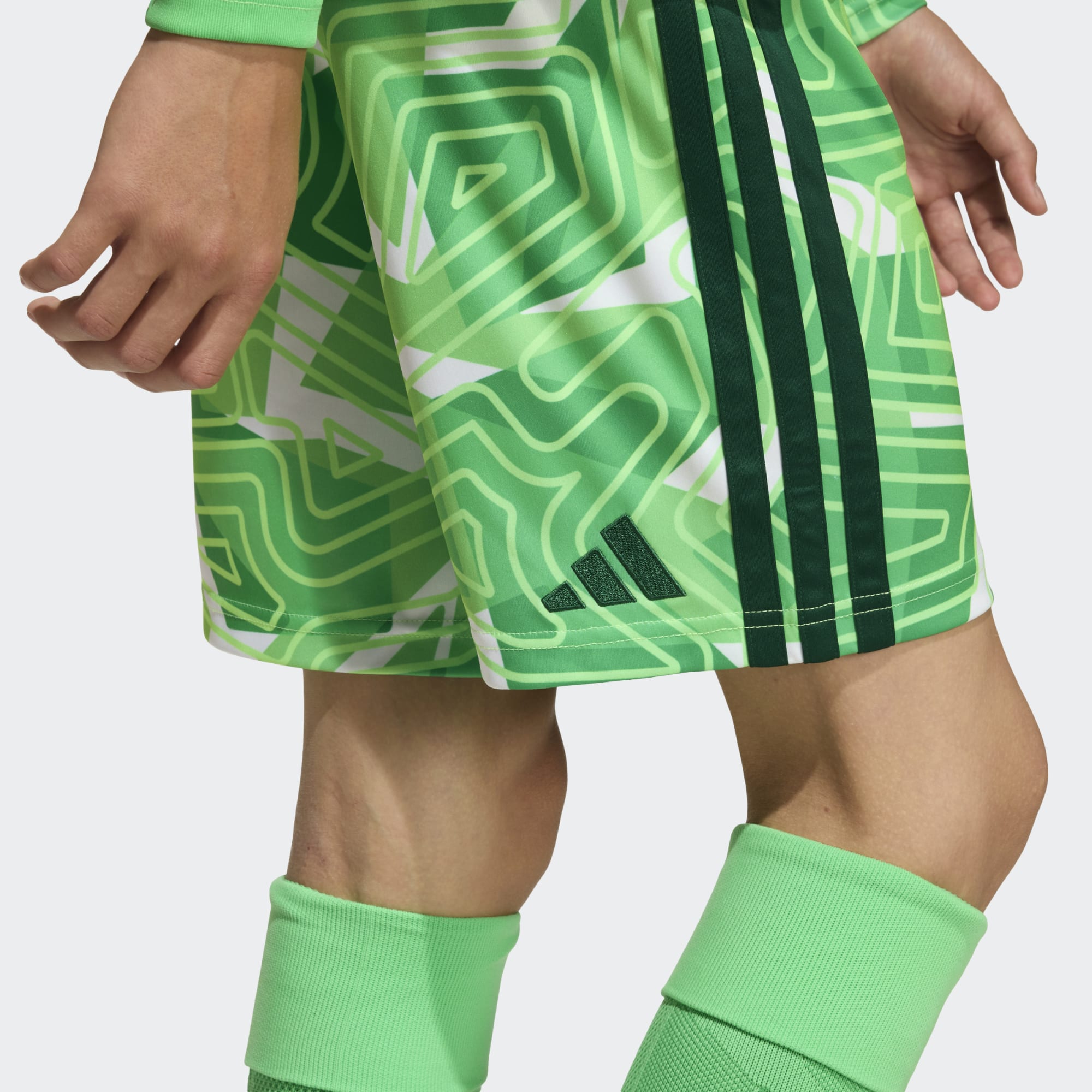 ADIDAS TIRO 26 YOUTH SOCCER SHORT