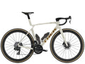 Madone SLR 7 AXS S Era White/Supernova Marble