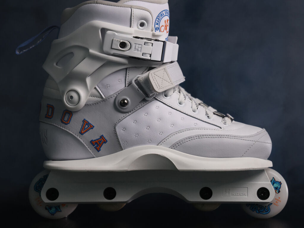 Gawds 1 Martina Svobodova Aggressive Skates