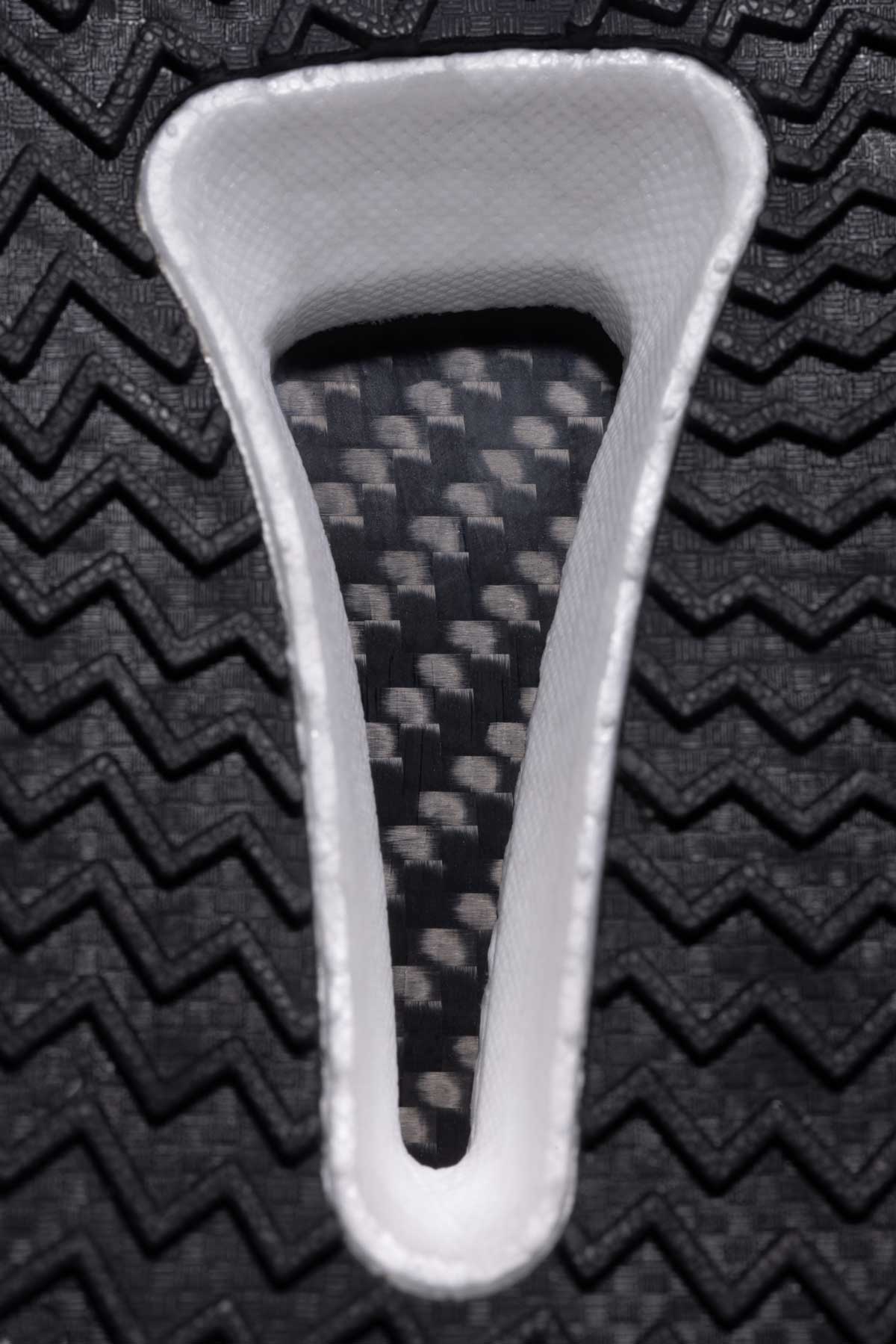Phenom Elite Quantum Pulse Performance Training Shoes – Ion White