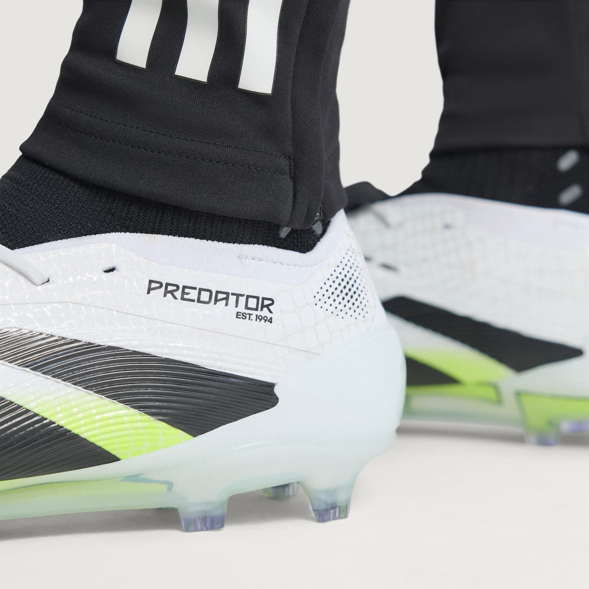 adidas Predator Elite Fold-Over Tongue Firm Ground Cleats