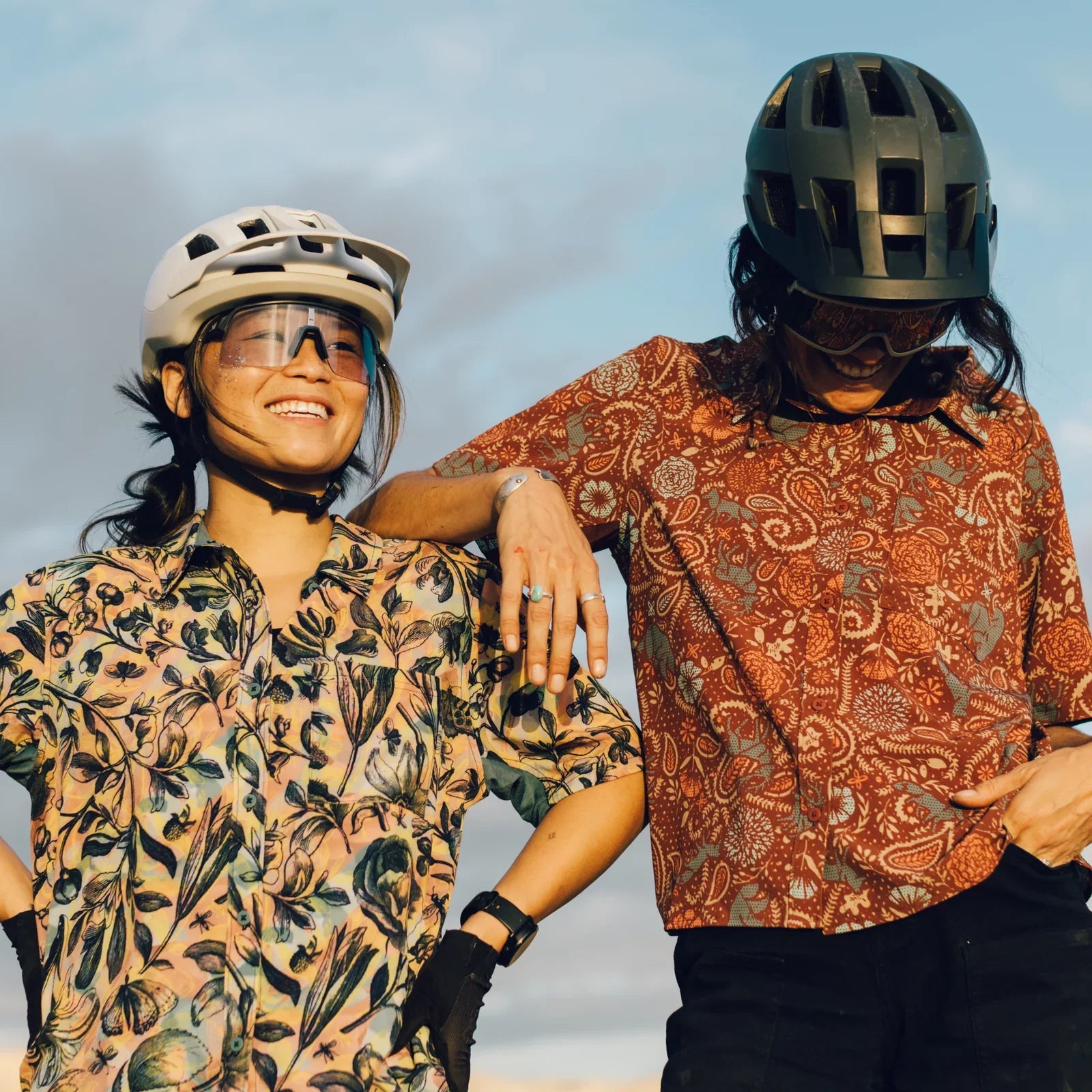 Smartwool - Women’s Everyday Short Sleeve Button Down - Burnt Sienna Paisley