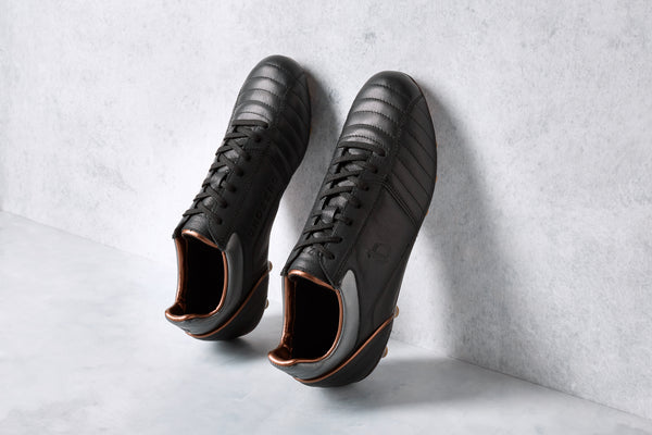 Unozero Black Cali Soccer Cleats