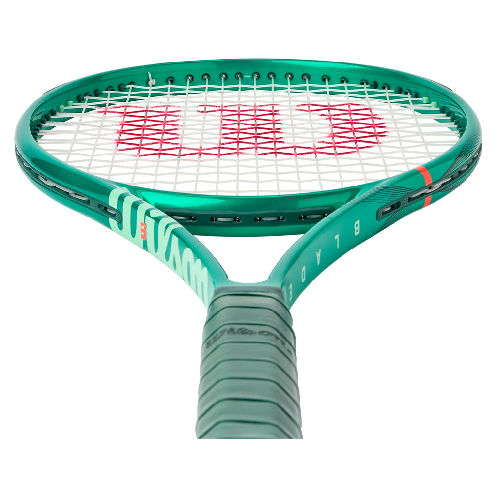 Wilson Blade 98 18x20 v10 Tennis Racquet