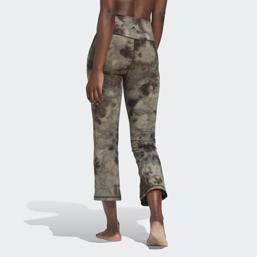Women's adidas Yoga Studio Earth Flared 7/8 Leggings