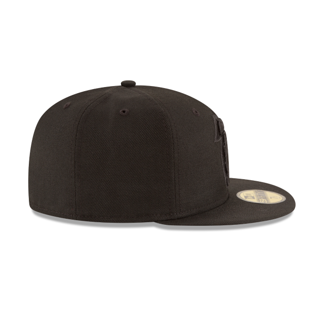 Atlanta Falcons NFL New Era Men's Black on Black 59Fifty Team Basic Fitted Hat