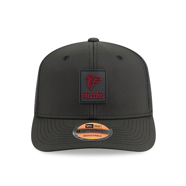 Atlanta Falcons NFL New Era Men's Black 9Seventy 2025 Sideline Hot Weather Trucker Snapback