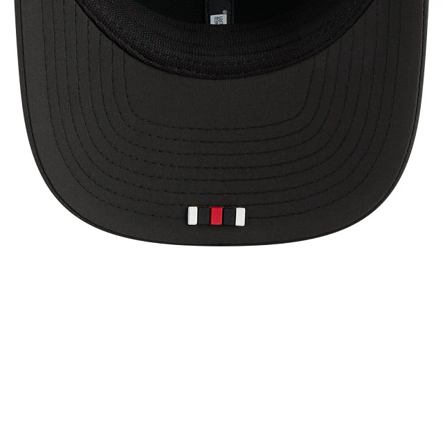 Atlanta Falcons NFL New Era Men's Black 9Seventy 2025 Sideline Hot Weather Trucker Snapback