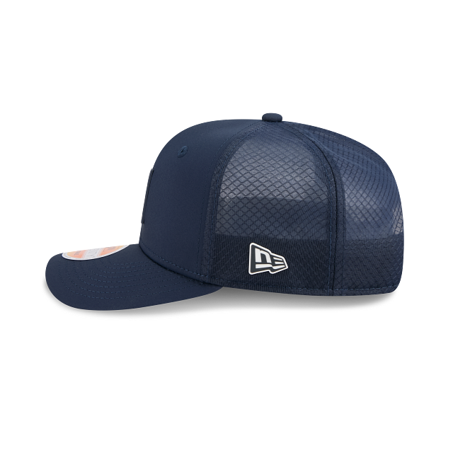 Chicago Bears NFL New Era Men's Navy 9Seventy C Logo 2025 Sideline Hot Weather Trucker Snapback