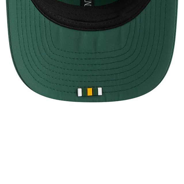 Green Bay Packers NFL New Era Men's Green 9Seventy 2025 Sideline Hot Weather Trucker Snapback