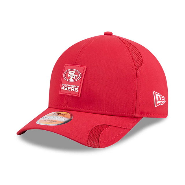 San Francisco 49ers NFL New Era Men's Red 9Forty 2025 Sideline M-Crown Snapback