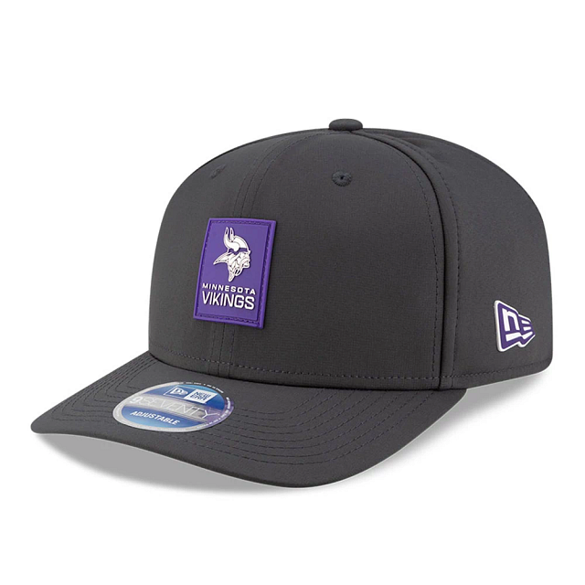 Minnesota Vikings NFL New Era Men's Charcoal 9Seventy 2025 Sideline Stretch Snapback