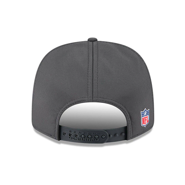 Seattle Seahawks NFL New Era Men's Charcoal 9Seventy 2025 Sideline Stretch Snapback