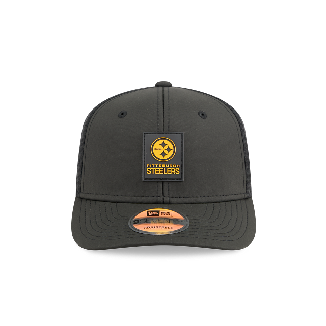 Pittsburgh Steelers NFL New Era Men's Charcoal 9Seventy 2025 Sideline Hot Weather Trucker Snapback