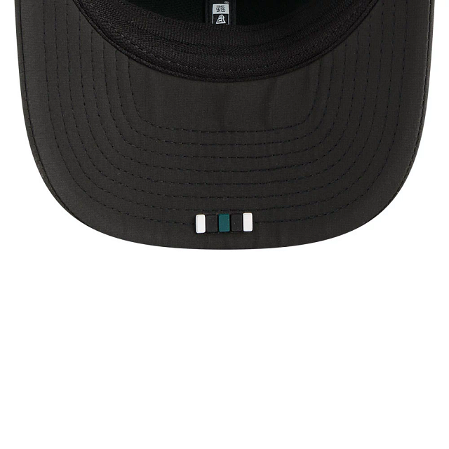 Philadelphia Eagles NFL New Era Men's Charcoal 9Seventy 2025 Sideline Hot Weather Trucker Snapback