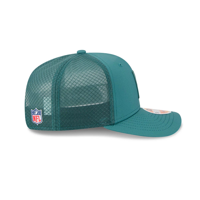 Philadelphia Eagles NFL New Era Men's Midnight Green 9Seventy 2025 Sideline Hot Weather Trucker Snapback