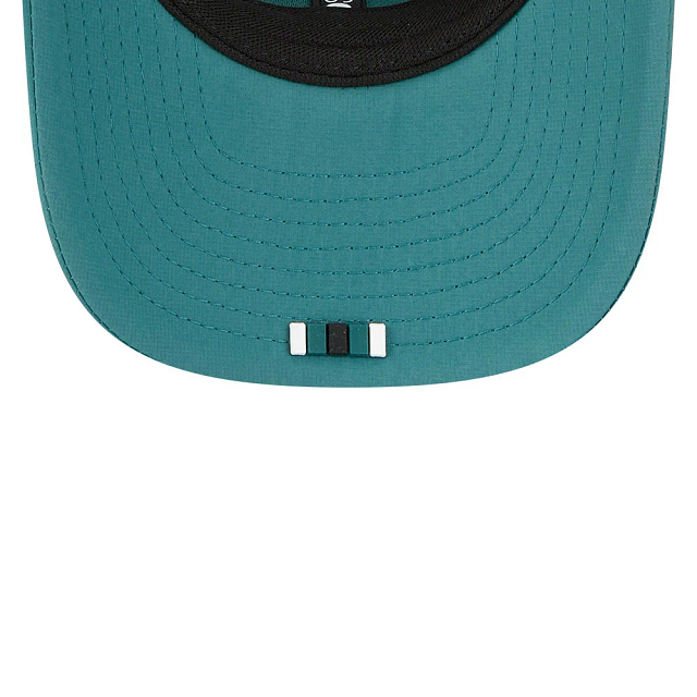 Philadelphia Eagles NFL New Era Men's Midnight Green 9Seventy 2025 Sideline Hot Weather Trucker Snapback