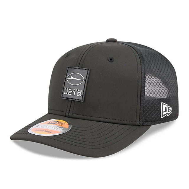 New York Jets NFL New Era Men's Charcoal 9Seventy 2025 Sideline Hot Weather Trucker Snapback