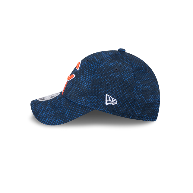 Chicago Bears NFL New Era Men's Navy 9Forty 2024 Sideline Stretch Snapback Hat