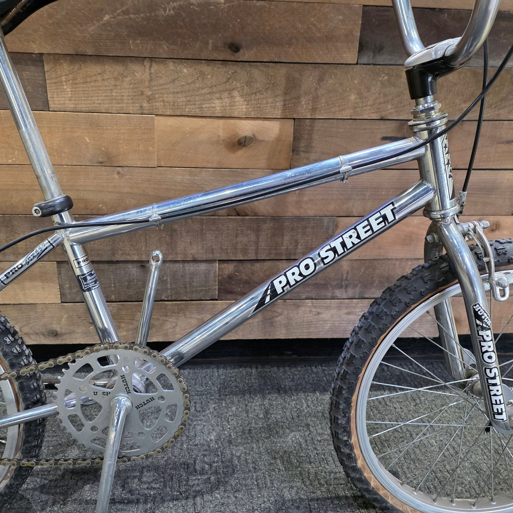 Hutch Pro Street Bike
