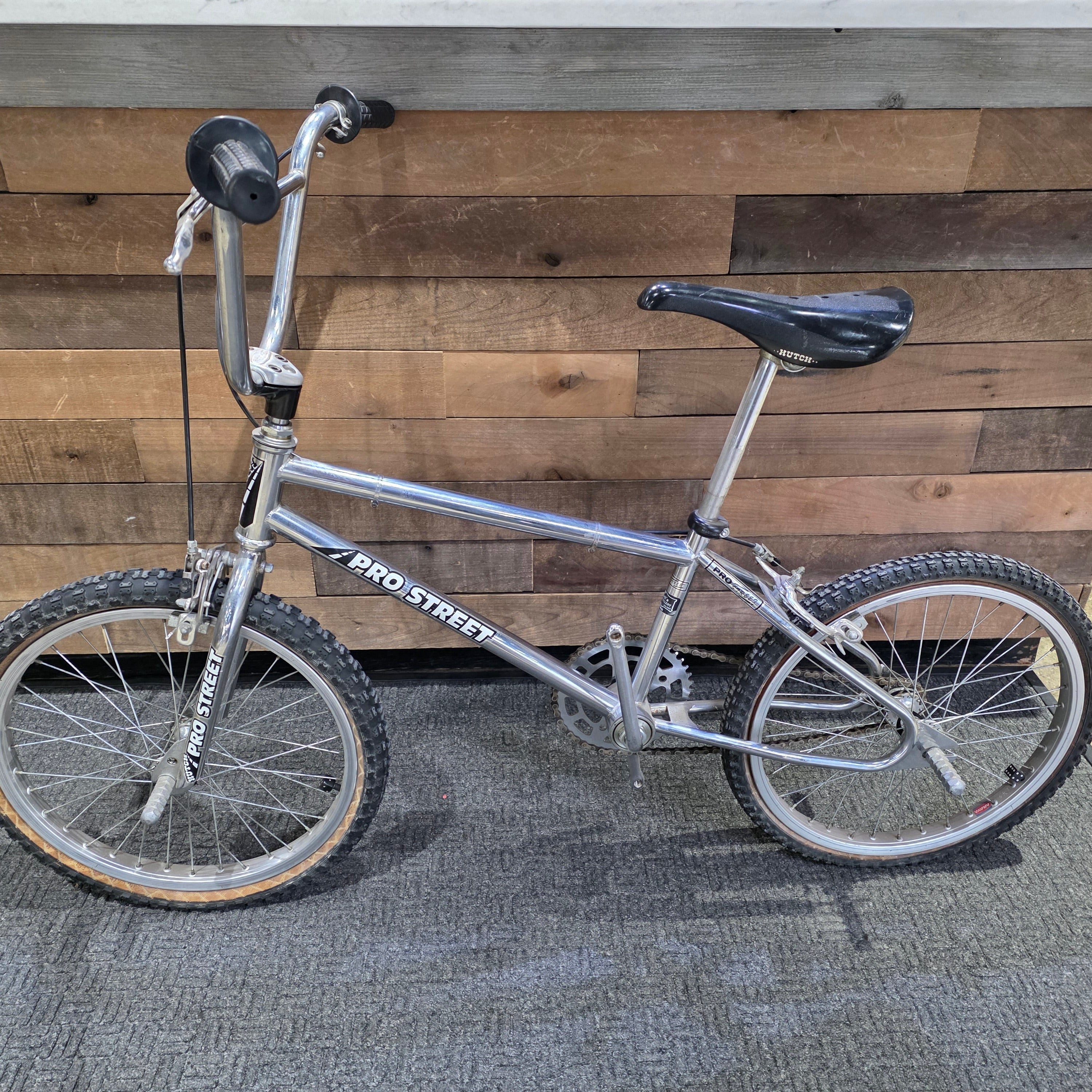 Hutch Pro Street Bike