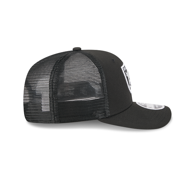 New Era Las Vegas Raiders 9SEVENTY Trucker Stretch-Snap Adjustable Hat- BLACK